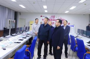 中國平煤神馬集團(tuán)領(lǐng)導(dǎo)到安化集團(tuán)公司調(diào)研